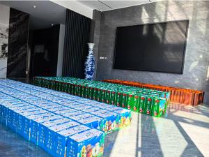 一份中秋禮，傳遞公司愛。